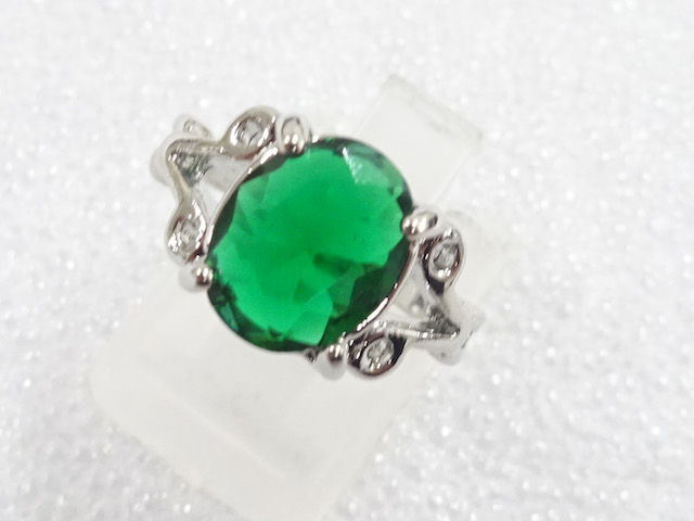 JAPANESE KIMONO / ANTIQUE COLORED STONE RING (SIZE 13)